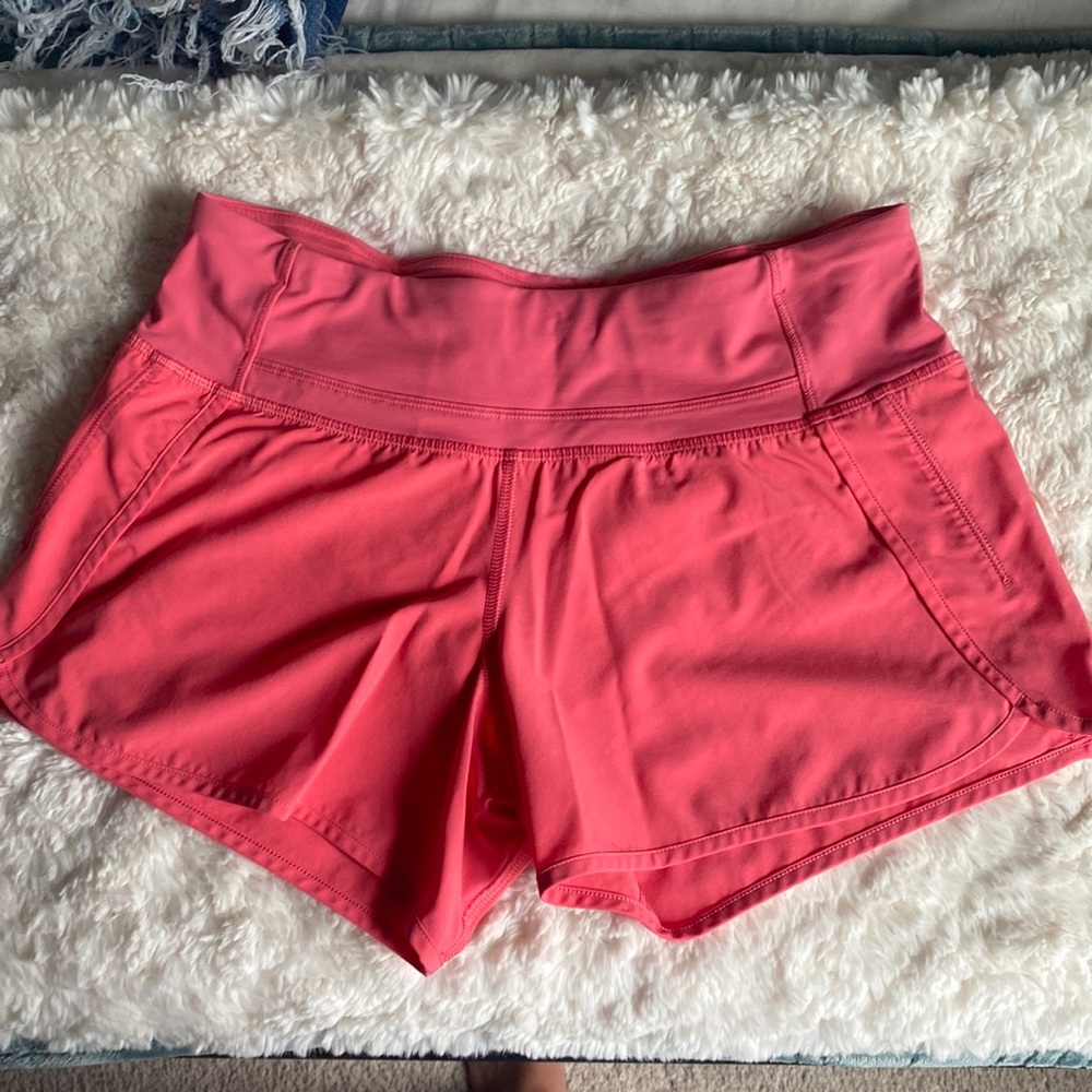 Lululemon run shorts size 4